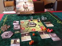 2704567 The Walking Dead - Don't Look Back Dice Game