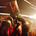 2375338 Black & White