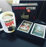 3647443 Exploding Kittens: Edizione VM18 