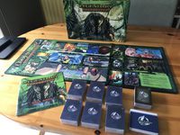 3707245 Legendary Encounters: A Predator Deck Building Game 