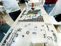 4985632 Tesla vs. Edison: Powering Up!