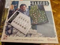 4565066 Narcos: Il Gioco da Tavolo
