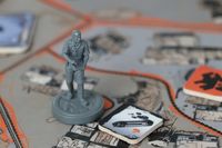 4649010 District 9: The Boardgame