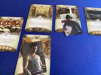 7056125 Arkham Horror: Il Gioco di Carte – Assassinio all'Hotel Excelsior: Pack Scenario