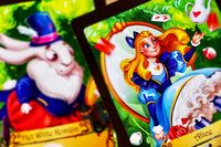 6371572 Alice in Wordland