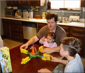 674976 Bobbin' Bumblebee