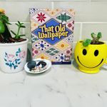 7027513 That Old Wallpaper