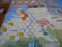 825369 1940: What If Germany Went East?