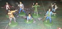 2632312 Last Night on Earth: Zombies with Grave Weapons Miniature Set