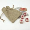 Four Against Darkness - Set Di 4 Dadi Ufficiali Con Sacchetto (GDR)